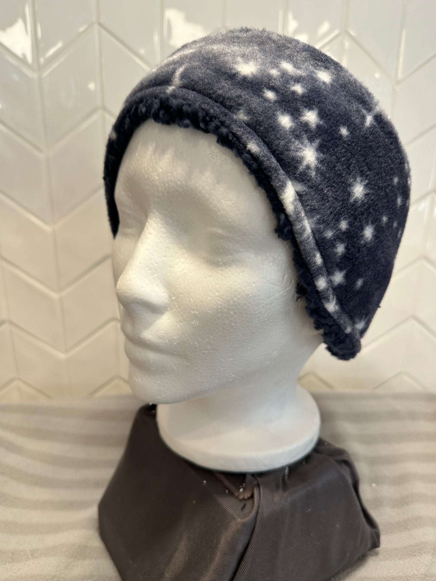 Starry night with navy Sherpa
