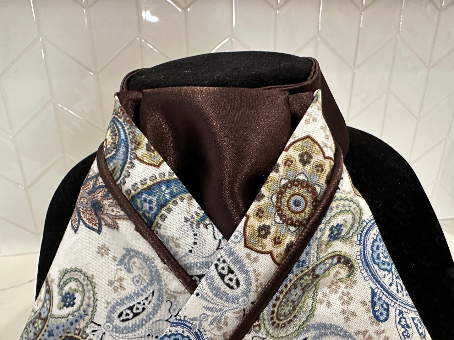 Chocolate Paisley