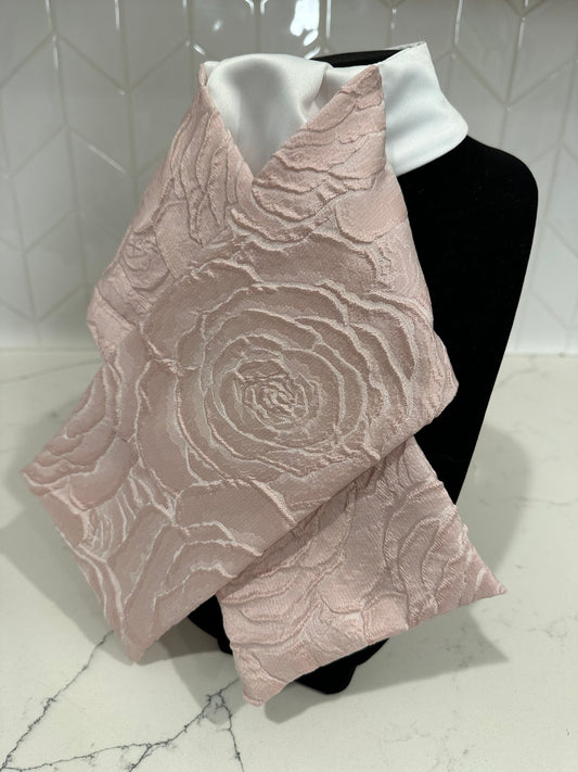 Embossed Pink Roses
